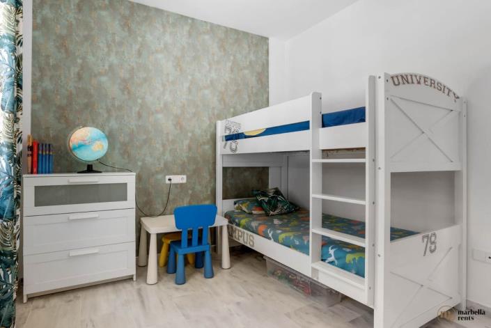 Image No.31-6 Bed Semi-Detached for sale