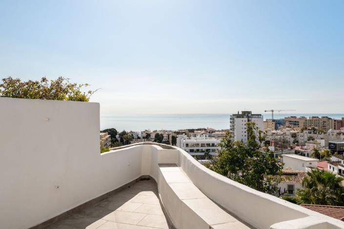 Image No.12-2 Bed Duplex for sale