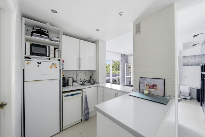 Image No.12-1 Bed Apartment for sale