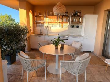 2-5bd7b9d04b45e33852eaf0ec6670150d