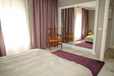 12-53013098fcab6c38b1379cd33298e050