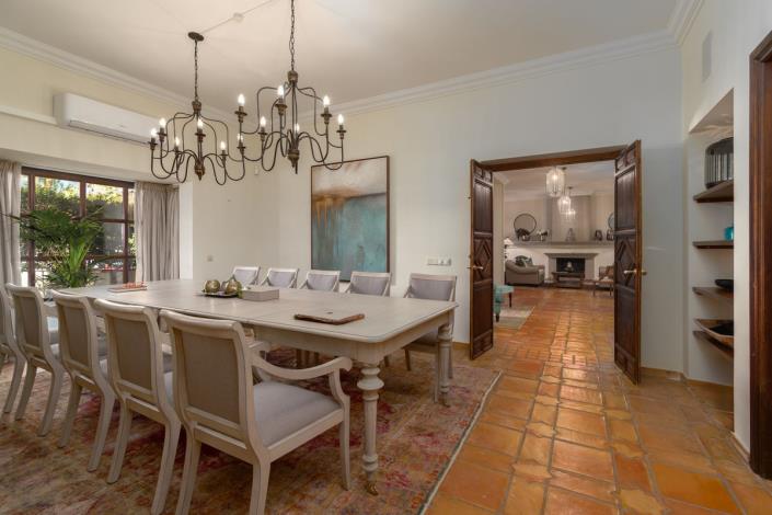 Image No.17-5 Bed Villa for sale