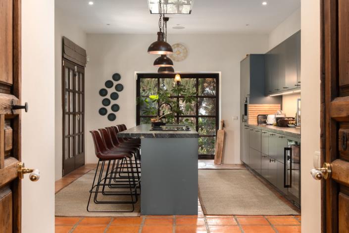 Image No.18-5 Bed Villa for sale