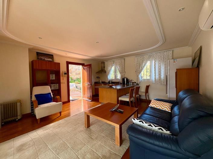 Image No.26-5 Bed Villa for sale