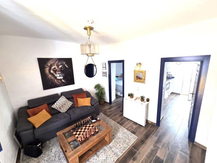 Image No.6-2 Bed Townhouse for sale