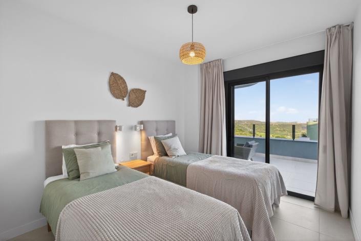 Image No.9-2 Bed Apartment for sale