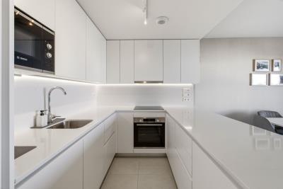 11-20939a0134ad724a8cb2a801094d15a4