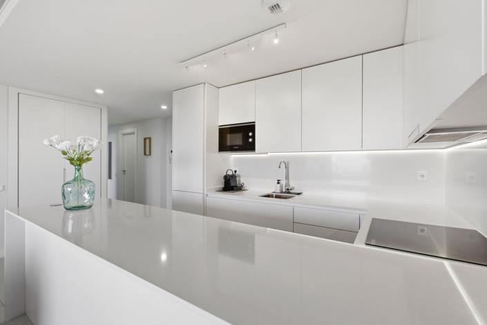 Image No.23-2 Bed Apartment for sale