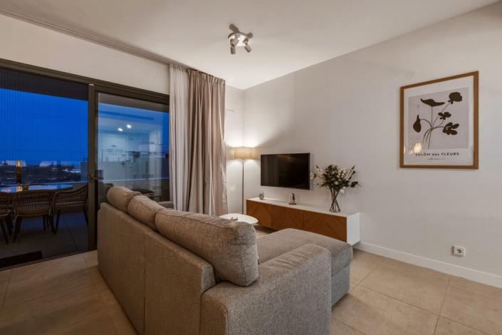 Image No.24-2 Bed Apartment for sale