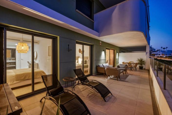 Image No.32-2 Bed Apartment for sale