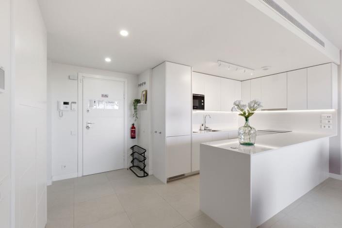 Image No.34-2 Bed Apartment for sale