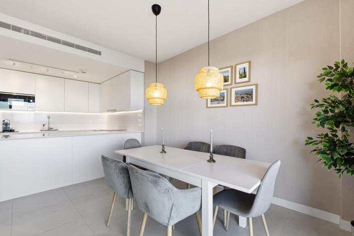 Image No.37-2 Bed Apartment for sale