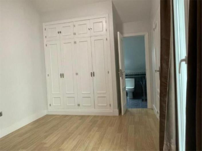 Image No.7-4 Bed Townhouse for sale