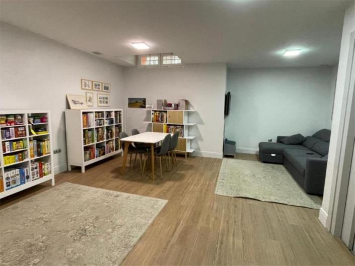 Image No.8-4 Bed Townhouse for sale