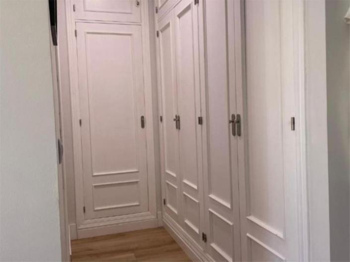 Image No.17-4 Bed Townhouse for sale