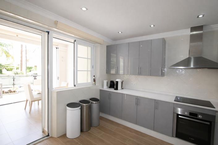 Image No.16-3 Bed Semi-Detached for sale