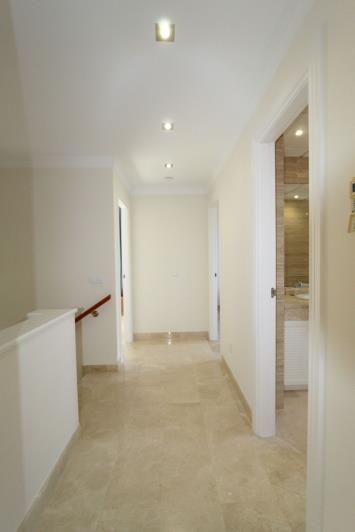 Image No.33-3 Bed Semi-Detached for sale