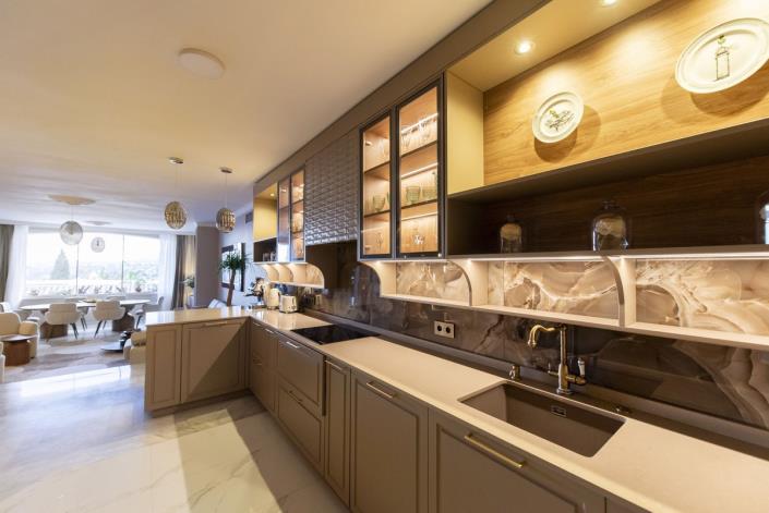 Image No.7-3 Bed Townhouse for sale