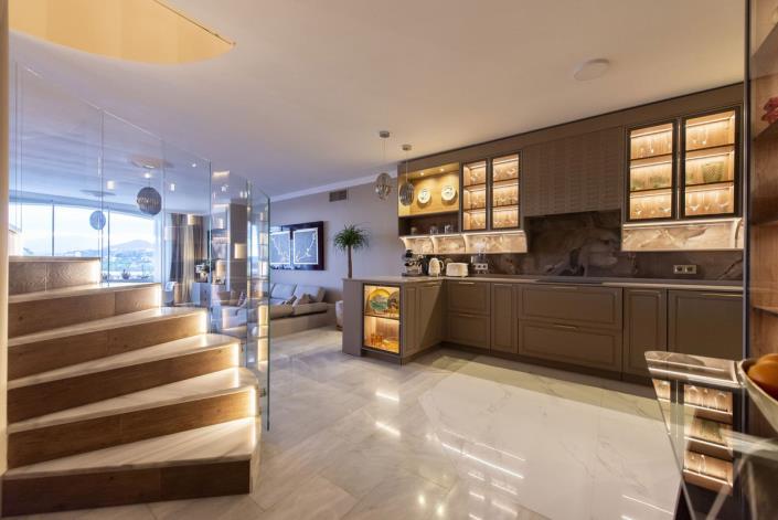 Image No.8-3 Bed Townhouse for sale