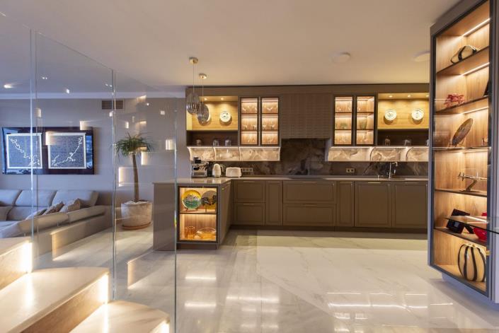 Image No.10-3 Bed Townhouse for sale