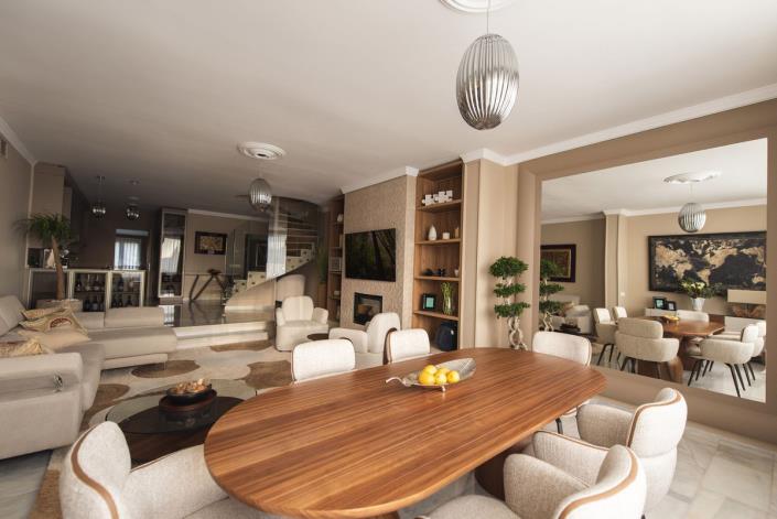 Image No.15-3 Bed Townhouse for sale