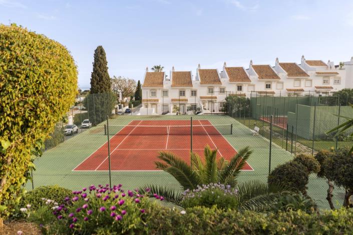 Image No.38-3 Bed Townhouse for sale