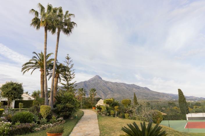 Image No.41-3 Bed Townhouse for sale