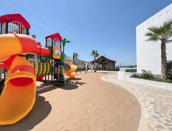 Image No.22-3 Bed Apartment for sale