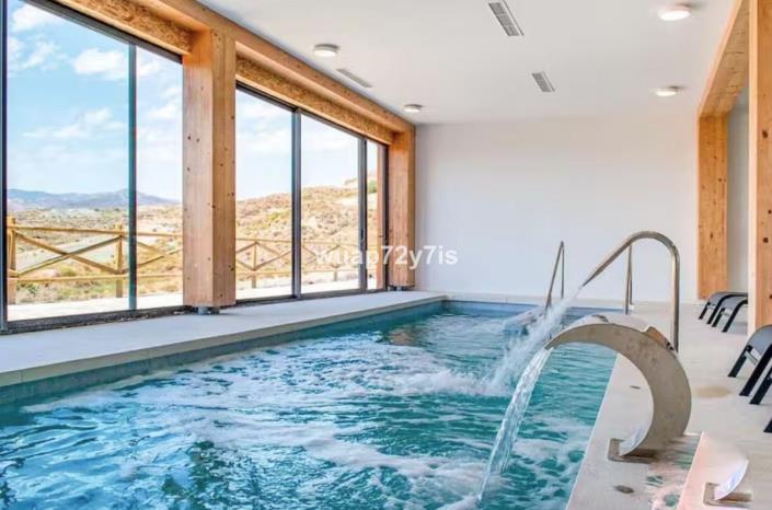 Image No.23-3 Bed Apartment for sale