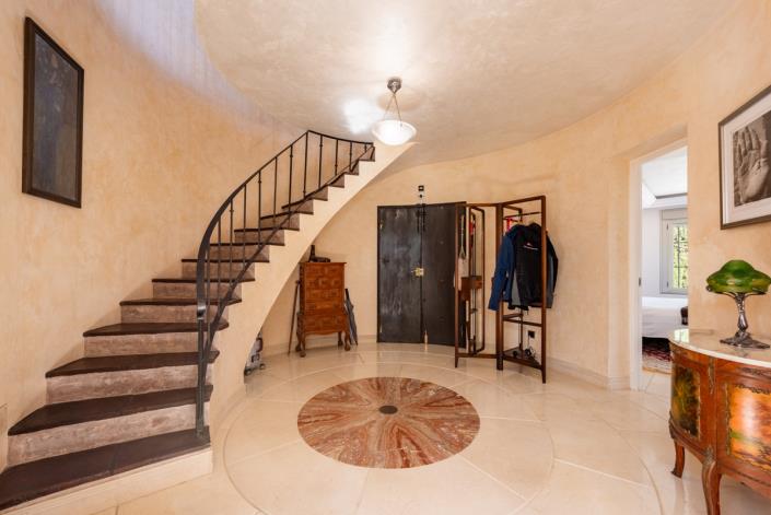 Image No.10-4 Bed Villa for sale