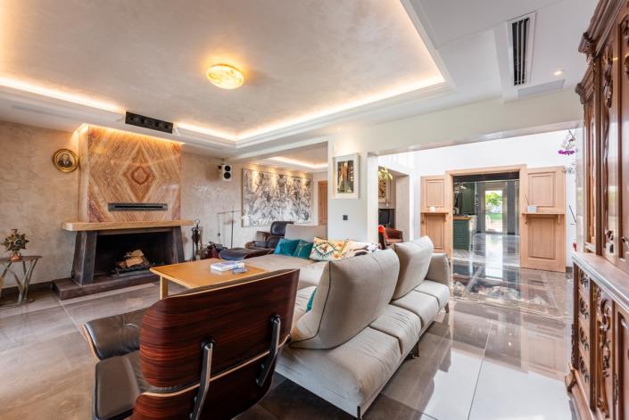 Image No.39-4 Bed Villa for sale