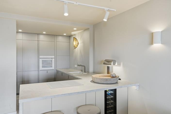 Image No.19-3 Bed Apartment for sale