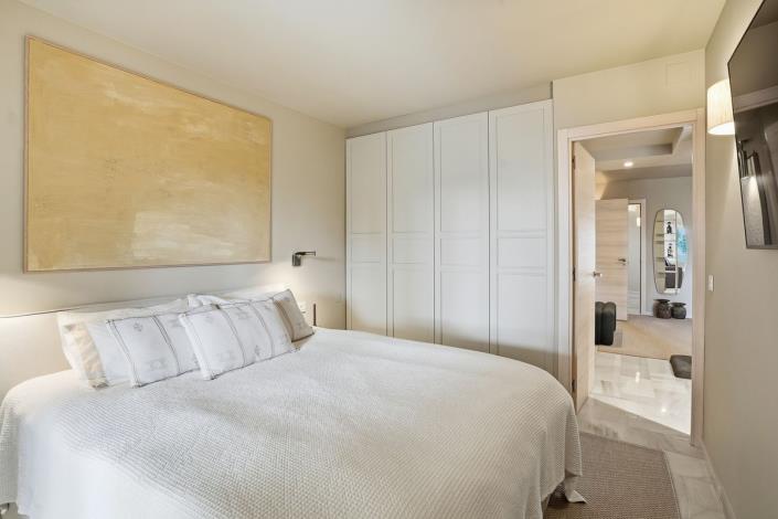 Image No.28-3 Bed Apartment for sale