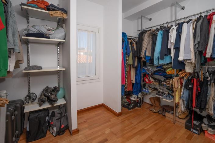 Image No.19-3 Bed Villa for sale