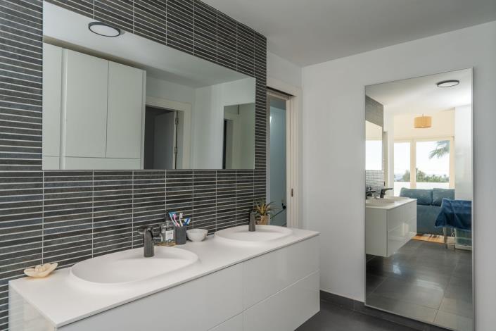 Image No.21-3 Bed Villa for sale