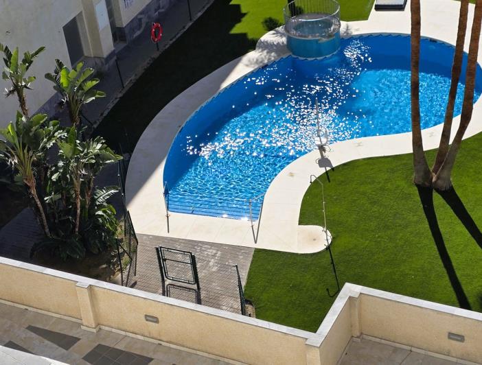 Image No.30-2 Bed Apartment for sale