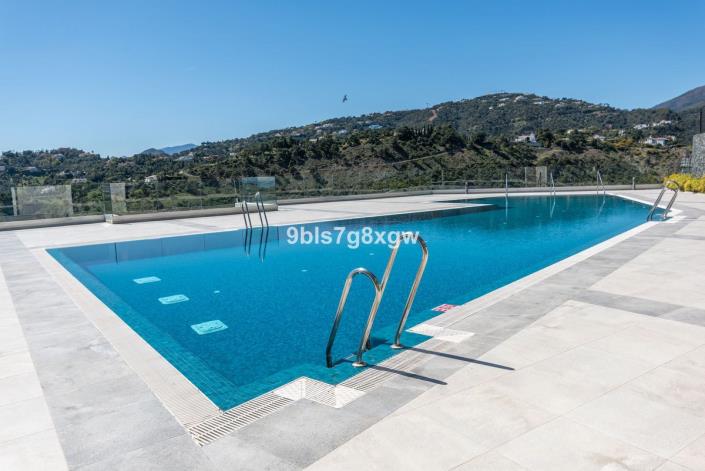 Image No.30-3 Bed Apartment for sale