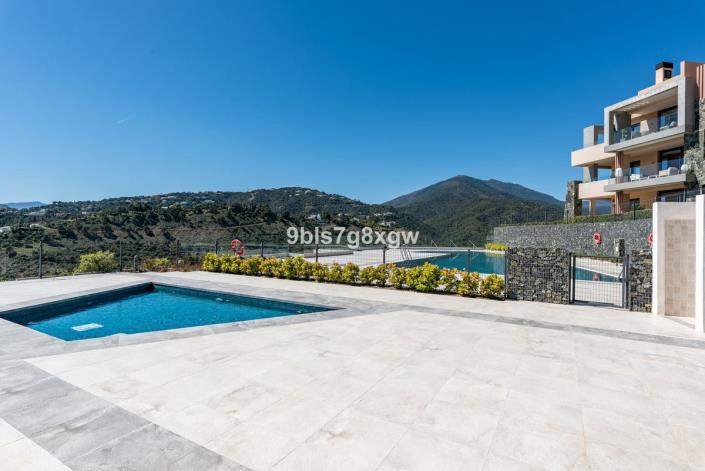 Image No.31-3 Bed Apartment for sale