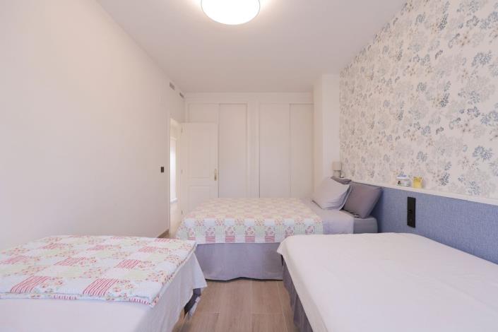 Image No.13-3 Bed Apartment for sale