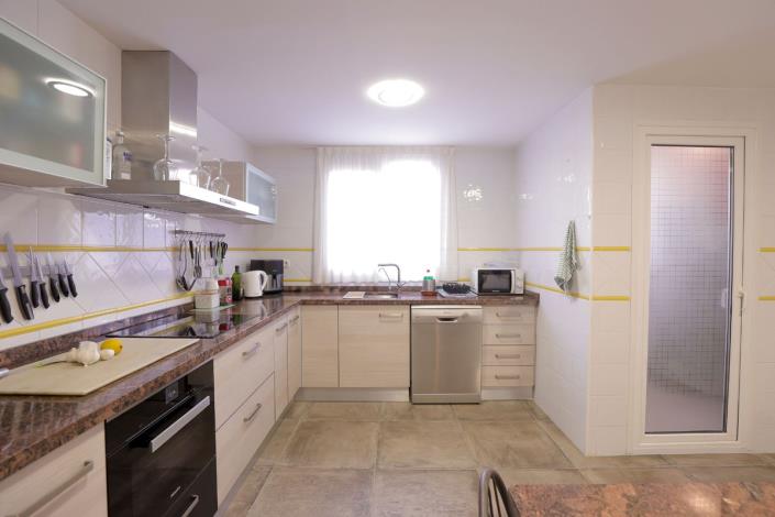 Image No.16-3 Bed Apartment for sale