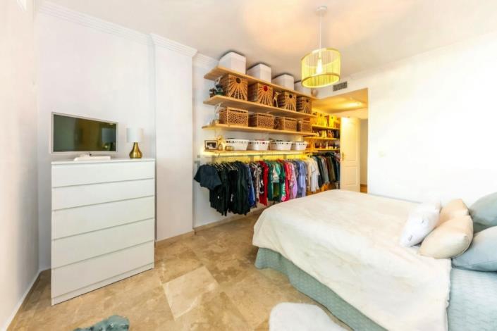 Image No.25-1 Bed Apartment for sale