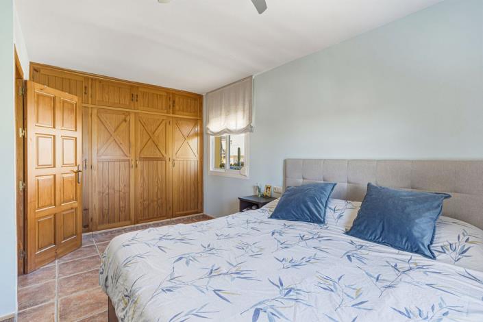 Image No.5-3 Bed Townhouse for sale