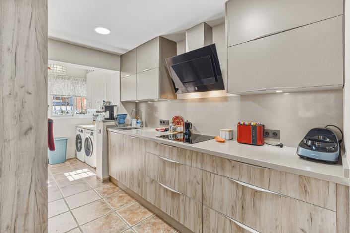 Image No.9-3 Bed Townhouse for sale