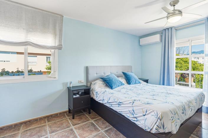 Image No.16-3 Bed Townhouse for sale