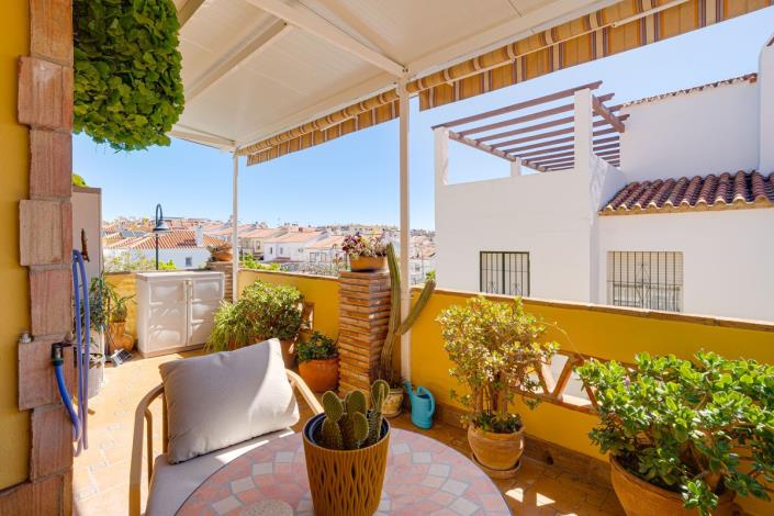 Image No.21-3 Bed Townhouse for sale