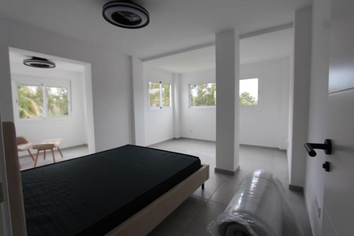 Image No.5-3 Bed Penthouse for sale