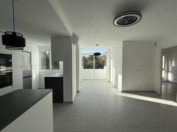 9-467d0cee5b725f3ef65f102a0c2e69c0