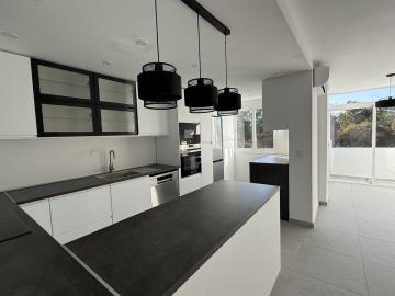 11-20939a0134ad724a8cb2a801094d15a4