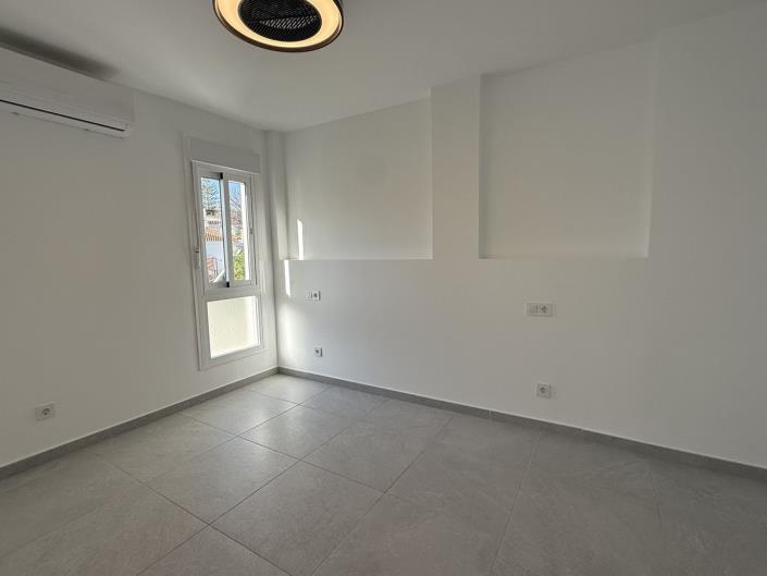 Image No.28-3 Bed Penthouse for sale