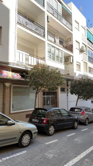 Image No.2-Appartement de 2 chambres à vendre à Estepona